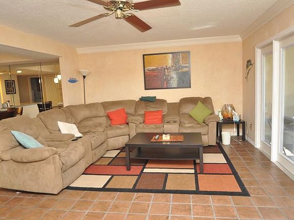 4th image of 550 Killarney Bay Ct #2-5