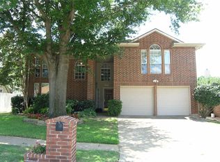 7016 Escondido Dr, Arlington, TX 76016