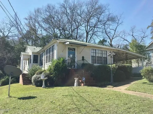 4393 Deering St, Marianna, FL 32446