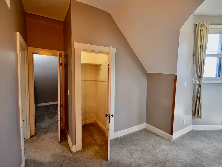 2431 Ingleside Ave #3 — Photo 14