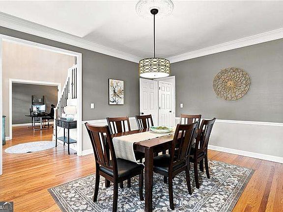 5th image of 5000 Fairhaven Way NE