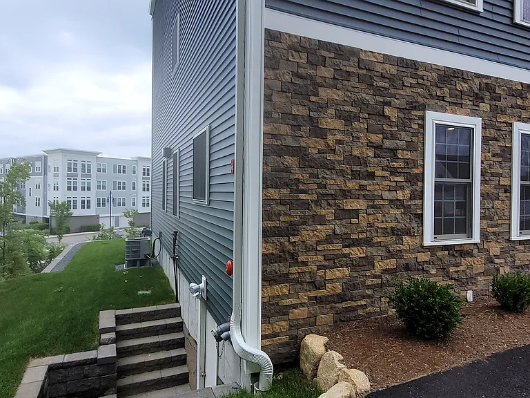 393 Court St #1 — Photo 15