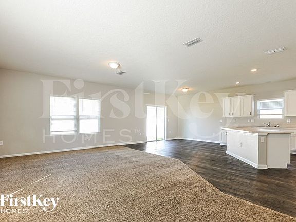3rd image of 10081 Sitting Fox Dr