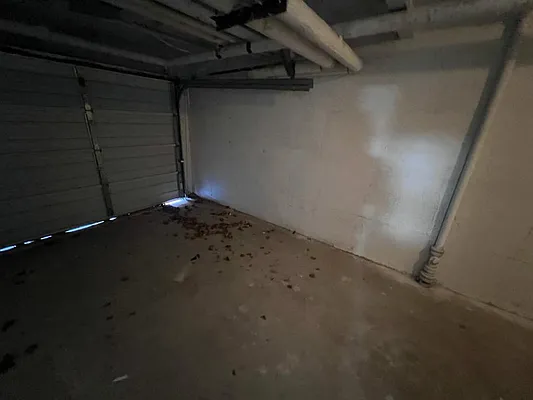 Rented by Voro Purple LLC | media 17