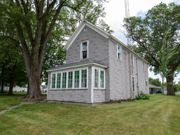 213 S Slate St, Culver, IN 46511
