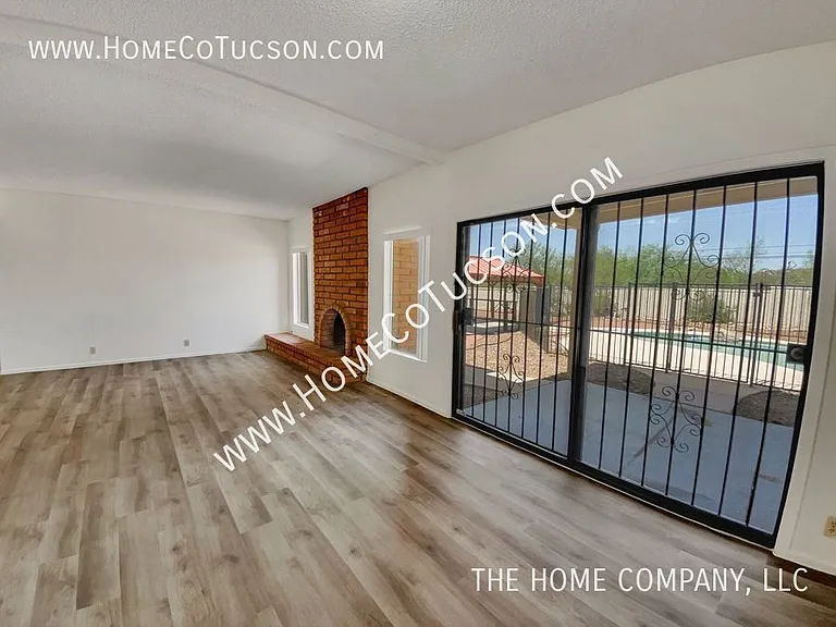 5243 N Stonehouse Pl — Photo 16