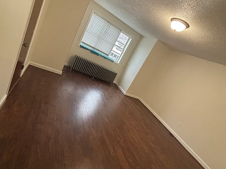 91 E Main St #1 — Photo 3