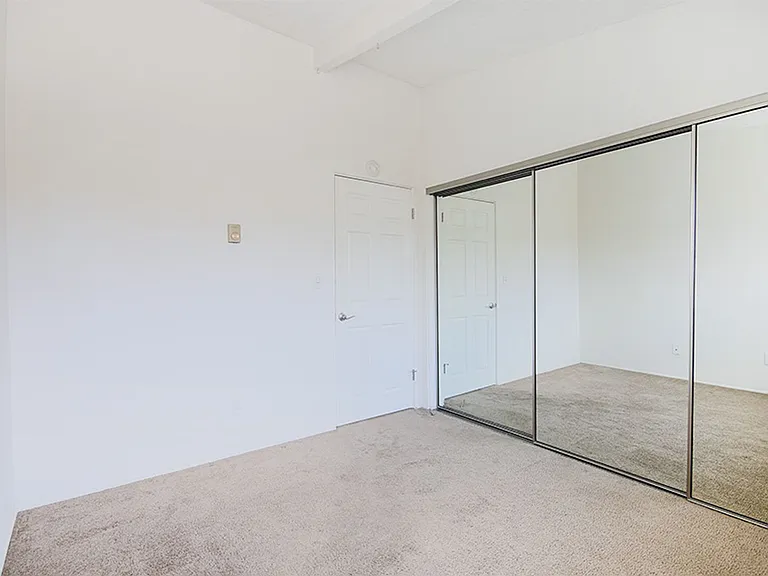 5542 Fernhill Cir — Photo 18