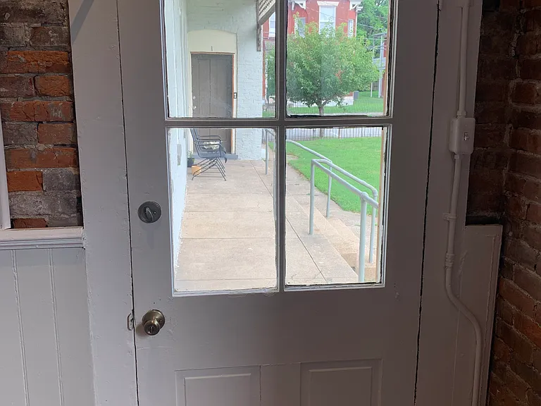 1649 Story Ave #2 — Photo 35