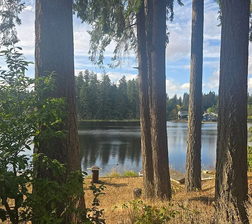 5307 Rehklau Rd SE