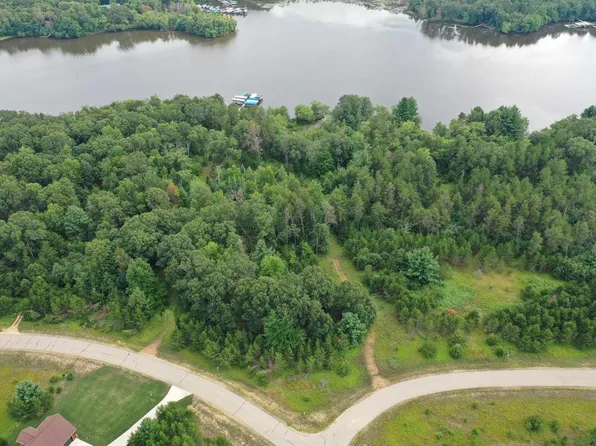 W5515 Windover Ct #20,21, New Lisbon, WI 53950