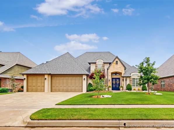 215 E 128th St S, Jenks, OK 74037