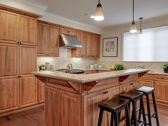 4th image of 2881 Meridian Ave Unit 138