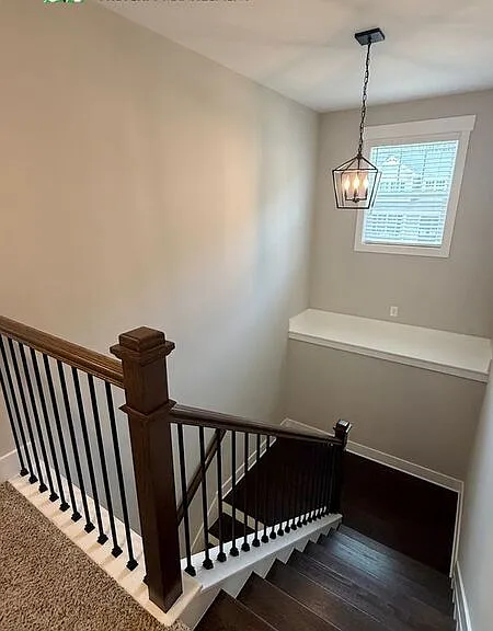 44 Sparkleberry Ln W — Photo 32