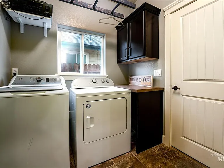 10241 W Breckfield St — Photo 21