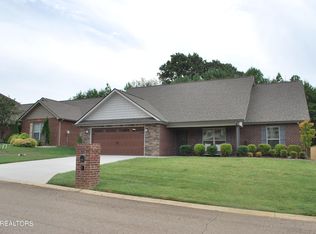 497 Conner Ln, Lenoir City, TN 37772