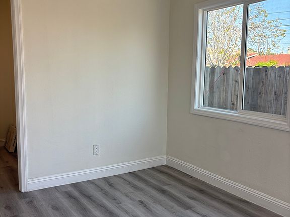 5th image of 10912 Anzac Ave #S