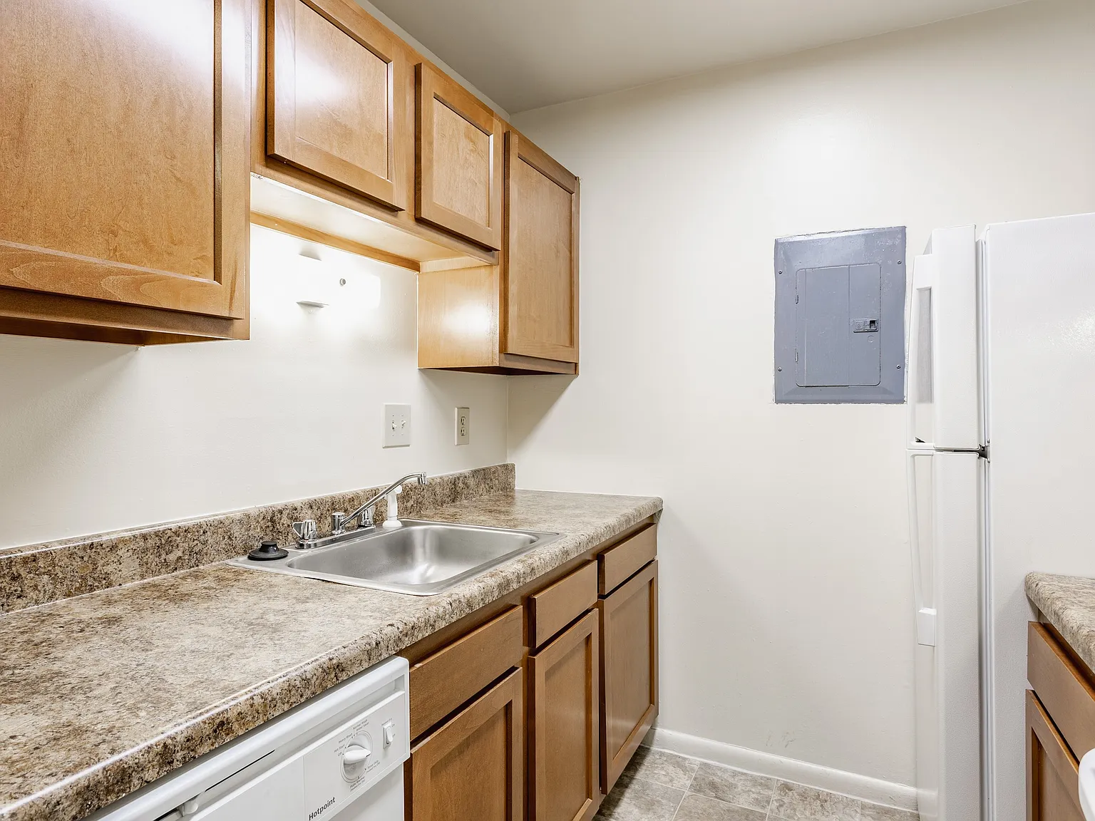 Bavarian Village Apartments — Photo 4