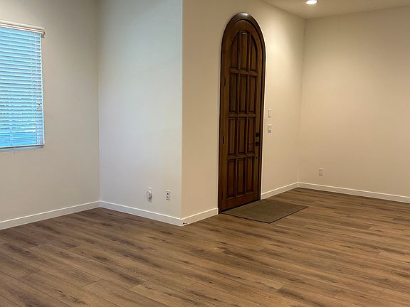 5th image of 5956 Encinita Ave #A