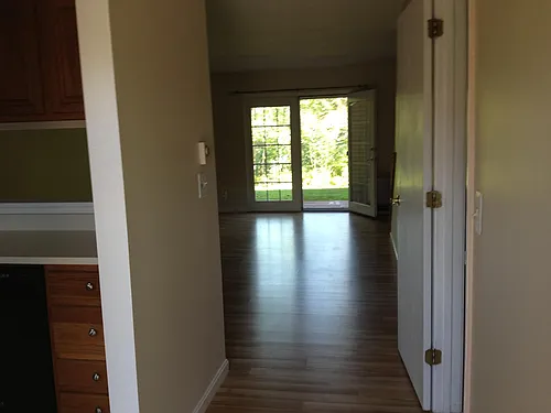 64 Hayes Ave Photo 1