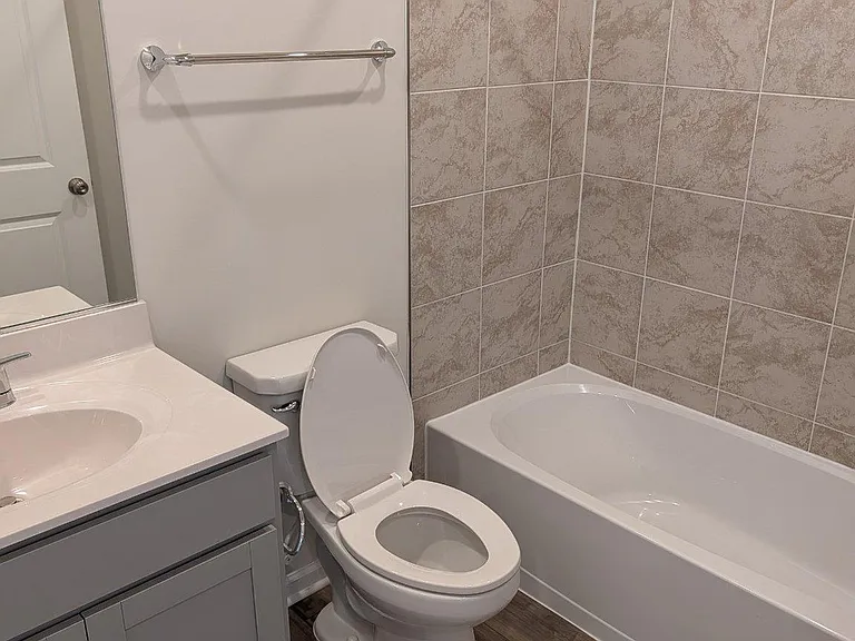 266 Swan Ave — Photo 28
