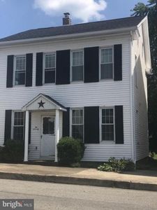 270 W Main St, Elizabethville, PA, 17023