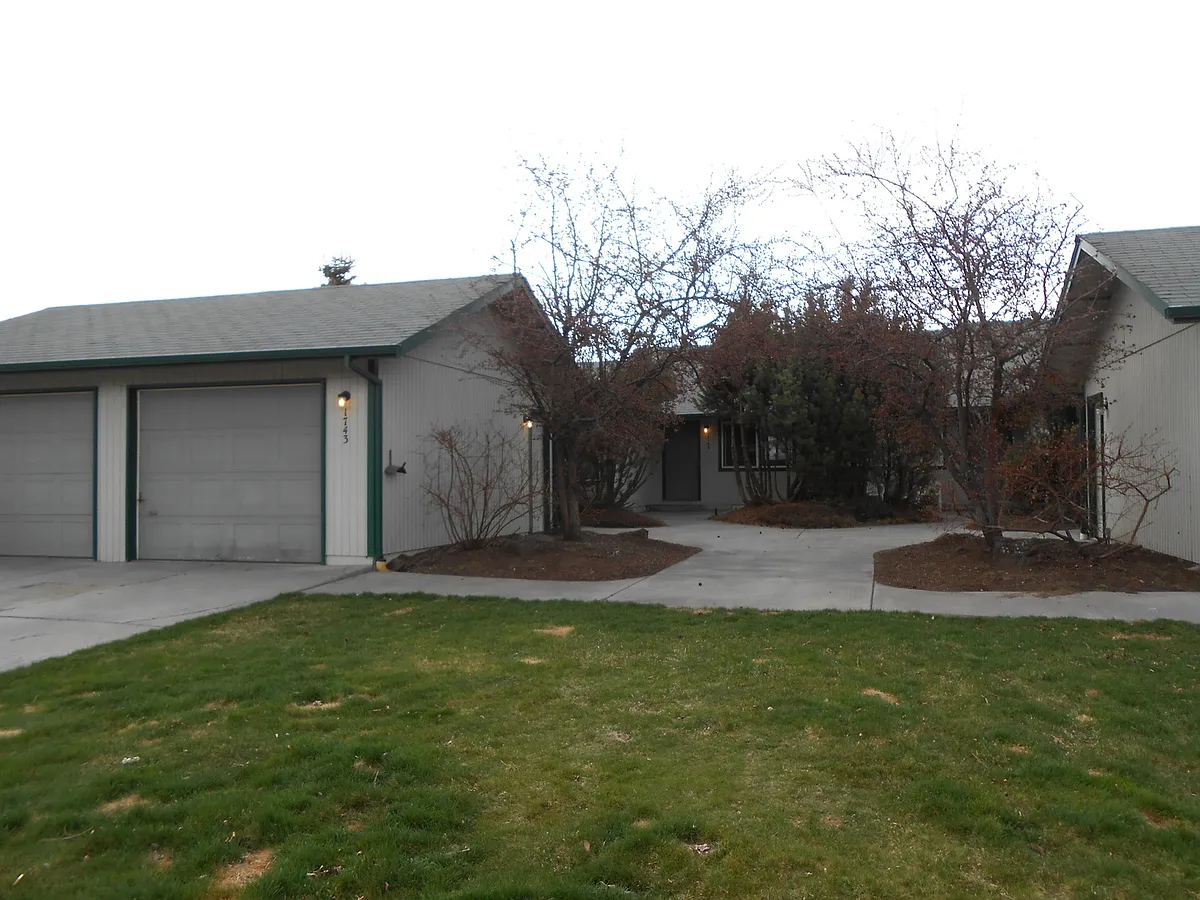Building Photo - 1741-1747 NE Wichita Way