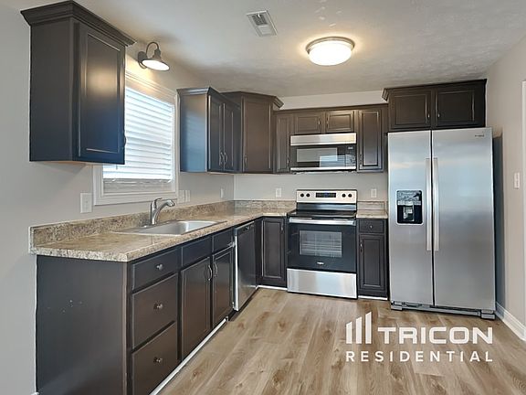 5th image of 2448 Andersonville Dr