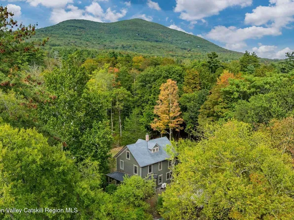 64 Lower Byrdcliffe Road, Woodstock, NY 12498