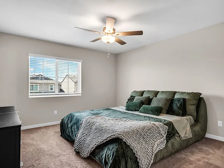 2213 Comstock Ln — Photo 26