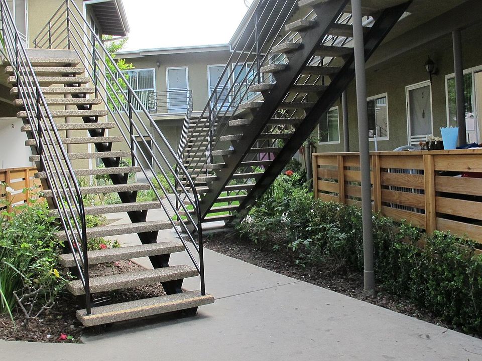 1st image of 1005 E Doran St APT H