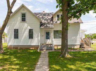 801 Milwaukee St, Menasha, WI 54952