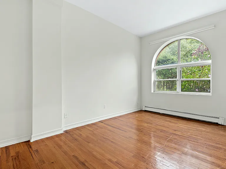 120 4th Pl #A1 — Photo 7