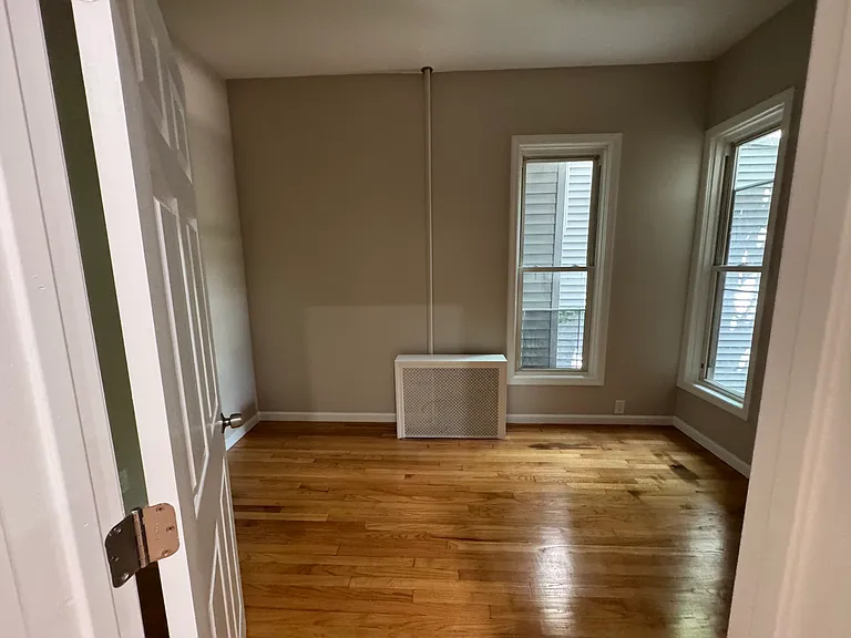 648 Bergen Ave #1 — Photo 8