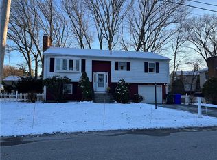 77 Birchwood Ln, West Warwick, RI 02893