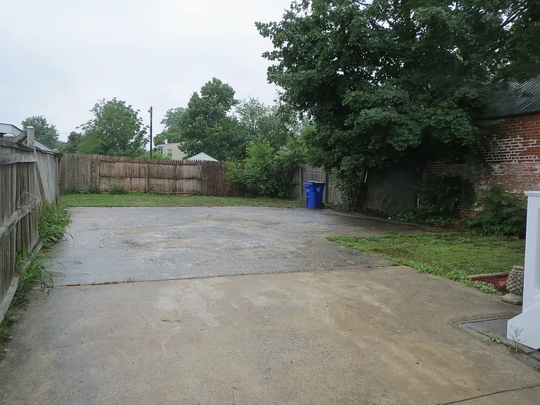 446 W South St #2 — Photo 18