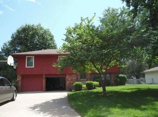 518 S Mariner Dr, Silver Lake, KS 66539
