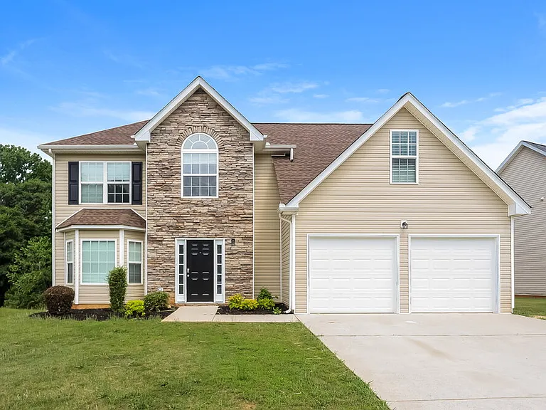 357 Cobblestone Ct — Photo 1