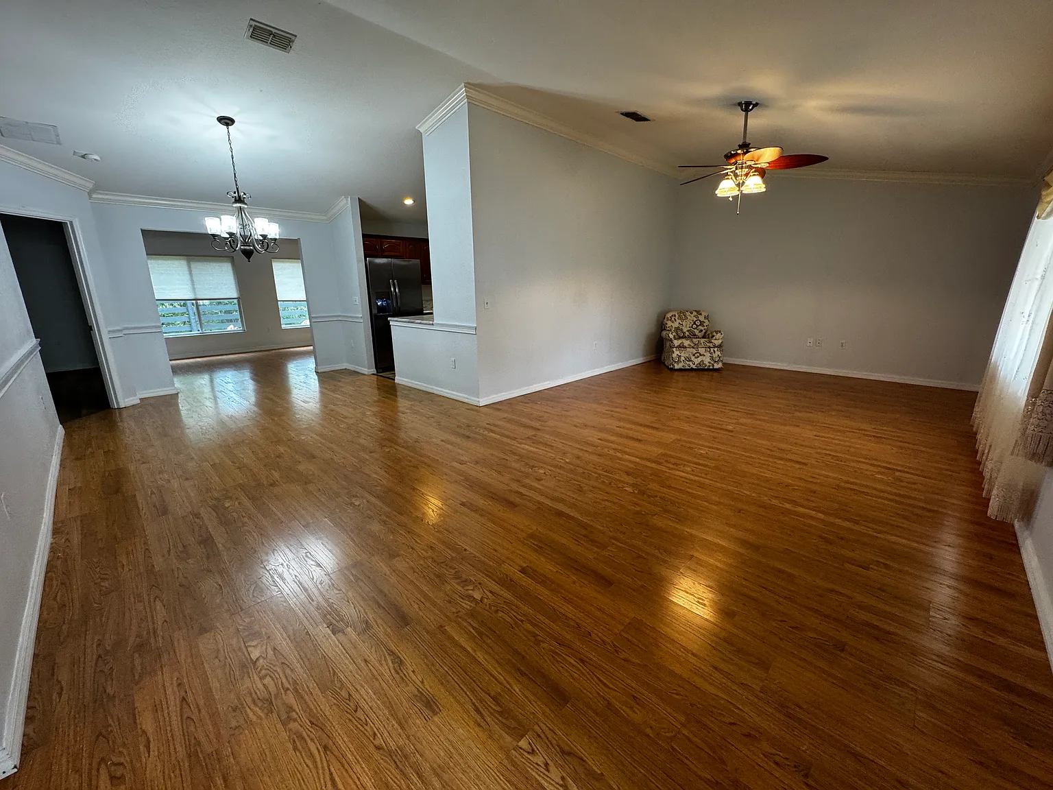 Nice 2 Beds 2 Baths Home in Spruce Creek South — Photo 3