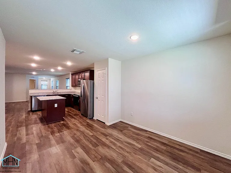 6318 Sycamore Run — Photo 6