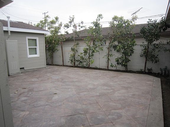 3rd image of 3854 W 135th St