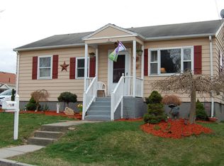 91 Monarch St, Fall River, MA 02723