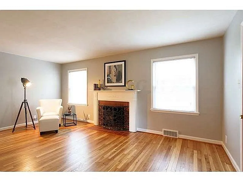2715 Dell Zell Dr photo 1