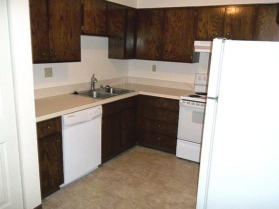 3rd image of 2717 W 22nd St APT 2