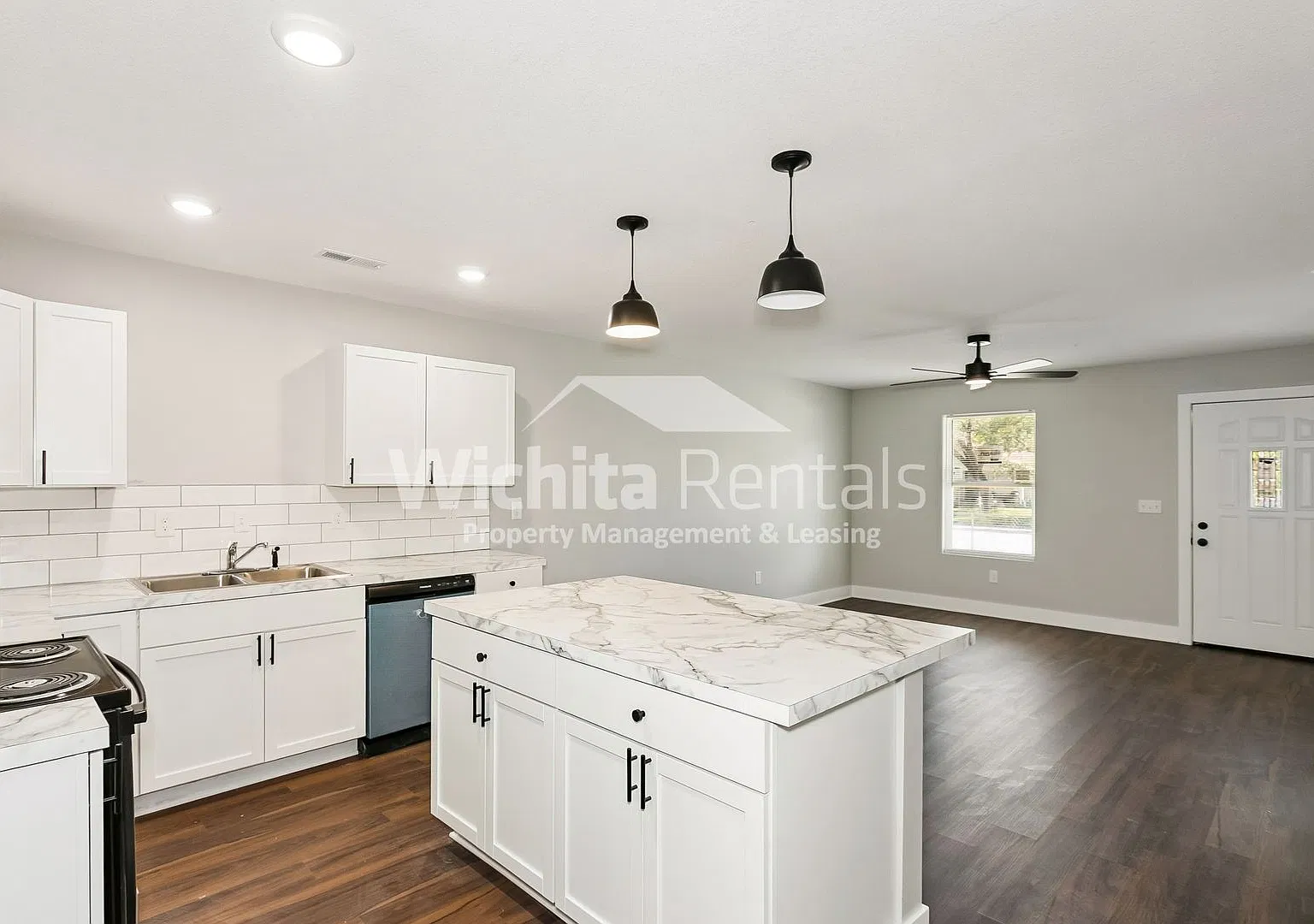 707 S Edwards Ave — Photo 4
