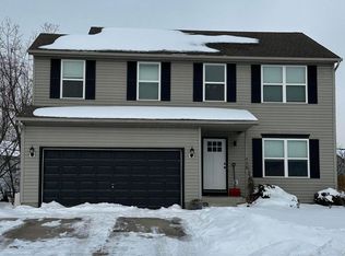 429 Grandlin Park Dr, Blacklick, OH 43004