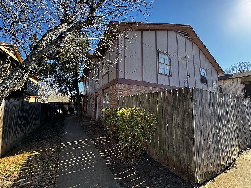 1st image of 5213 Meadow Fld APT 2