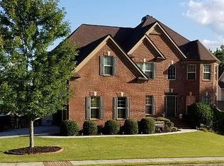 3956 Thompson Lake Dr, Buford, GA 30519