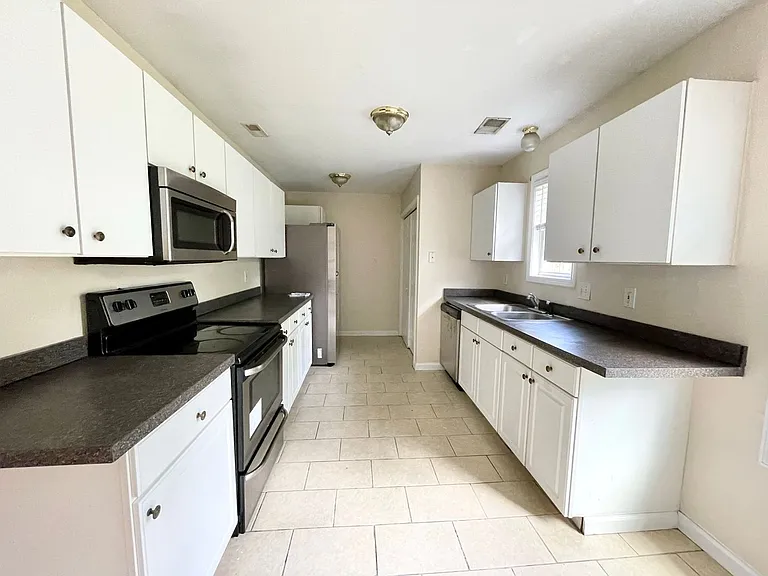 514 Heron Dr — Photo 5