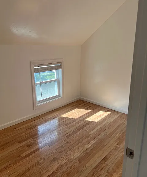11 Union St — Photo 4